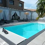By Aix Keys Avec Jacuzzi Privatif 5 Min Des Plages Fouras 4*