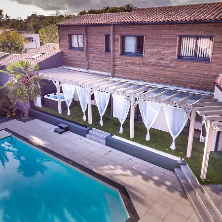 By Aix Keys Avec Jacuzzi Privatif 5 Min Des Plages Fouras فندق مبيت وإفطار