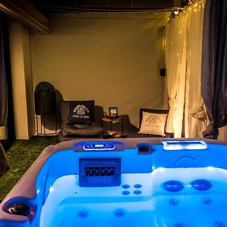 By Aix Keys Avec Jacuzzi Privatif 5 Min Des Plages Fouras فندق مبيت وإفطار 4*