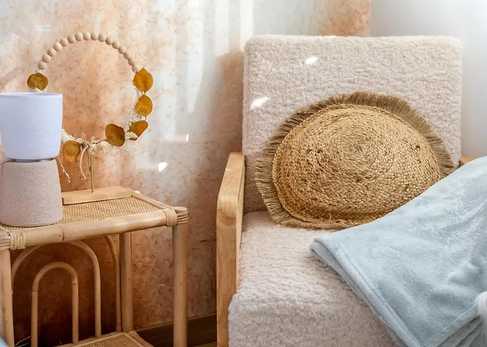 Bed and Breakfast By Aix Keys Avec Jacuzzi Privatif 5 Min Des Plages Fouras