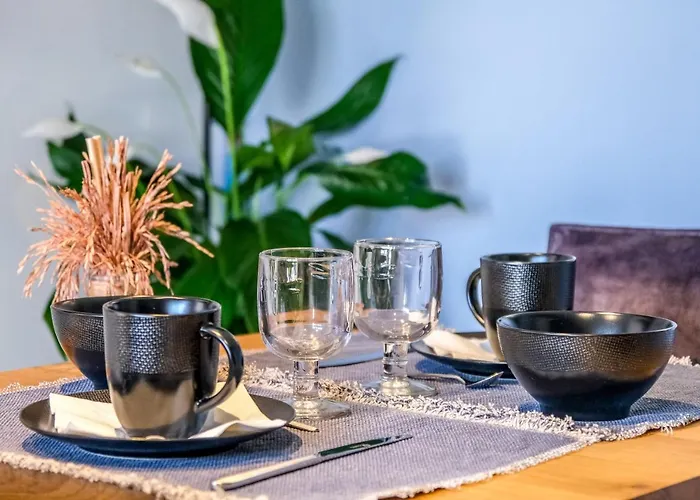 By Aix Keys Avec Jacuzzi Privatif 5 Min Des Plages Fouras Bed and Breakfast Saint-Laurent-de-la-Prée