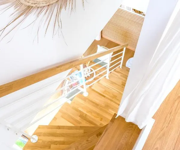 By Aix Keys Avec Jacuzzi Privatif 5 Min Des Plages Fouras 4* Saint-Laurent-de-la-Prée