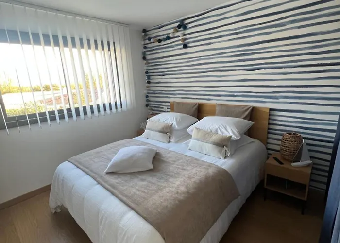 By Aix Keys Avec Jacuzzi Privatif 5 Min Des Plages Fouras 4*